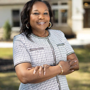 Meet your Posher, Deborah